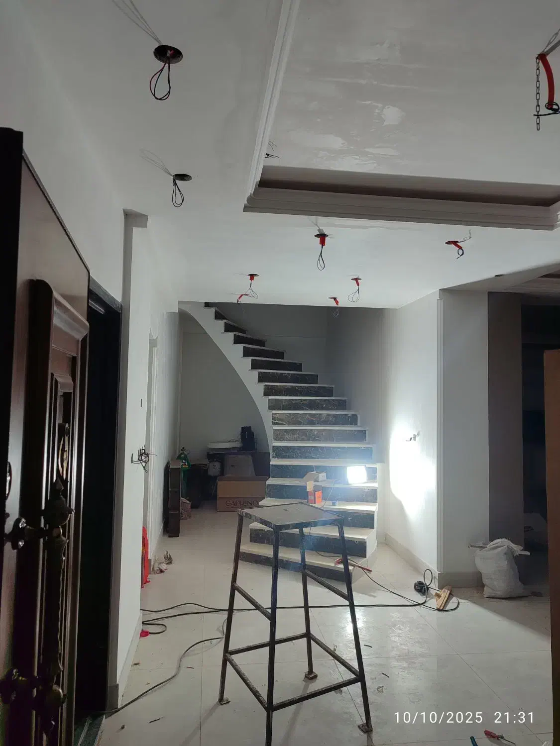 برق کار ساختمان /برقکشی ساختمان|خدمات پیشه و مهارت|اراک, |دیوار