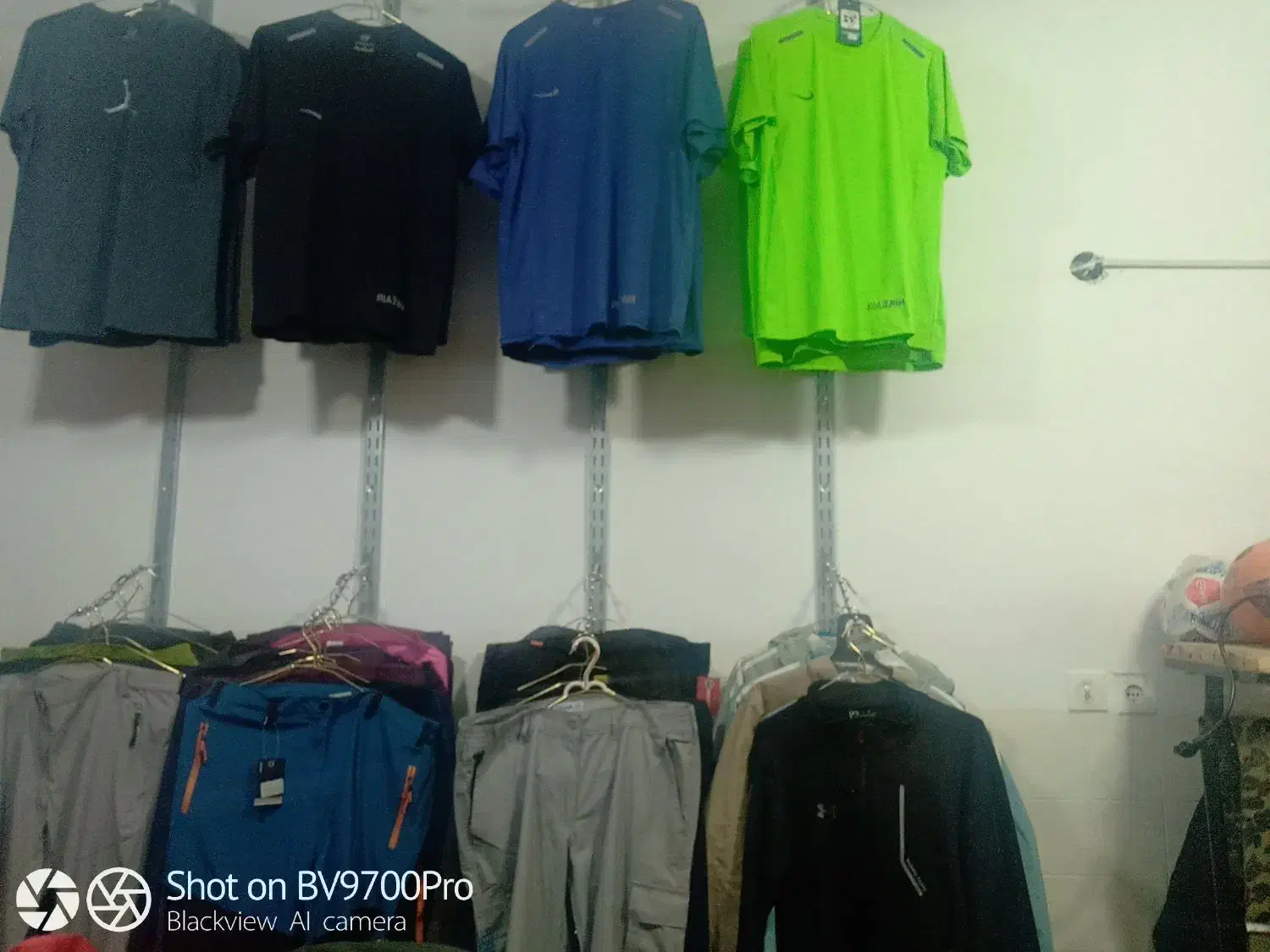 فروش تجهیزات کوهنوردی و لوازم ورزشی بعلت تغییر شغل|کوهنوردی و کمپینگ|اردل, |دیوار