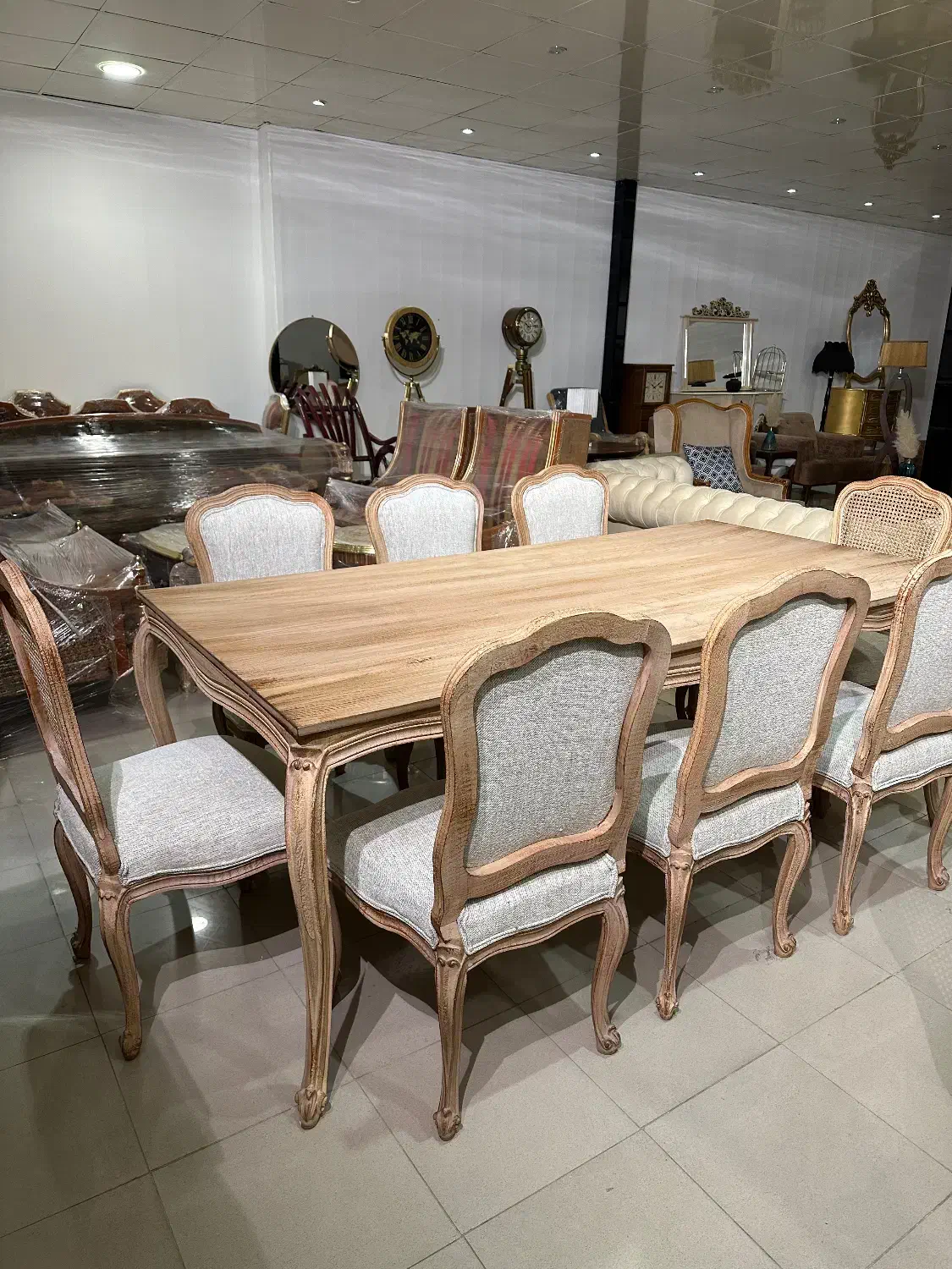 پخش عمده مدل فرانسوی ۷۸ تومن(نمونه اصلی چوب راش)|مبلمان خانگی و میز عسلی|شیراز, وصال|دیوار