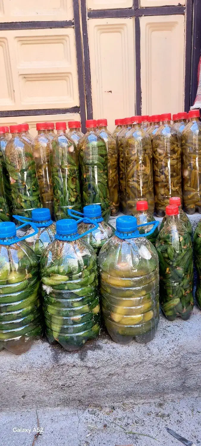 خیار شور ۱/۵ لیتری  و ۴ لیتری سوپر ویژه|خوردنی و آشامیدنی|سراب, |دیوار