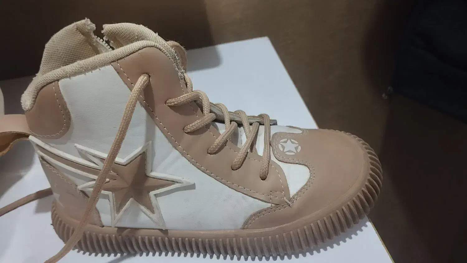 نیم بوت بچه گانه|کیف، کفش، کمربند|پاکدشت, پاکدشت (مامازند)|دیوار