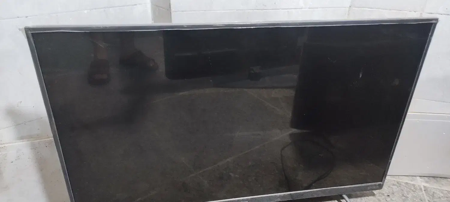 تلویزیون|تلویزیون و پروژکتور|لامرد, |دیوار