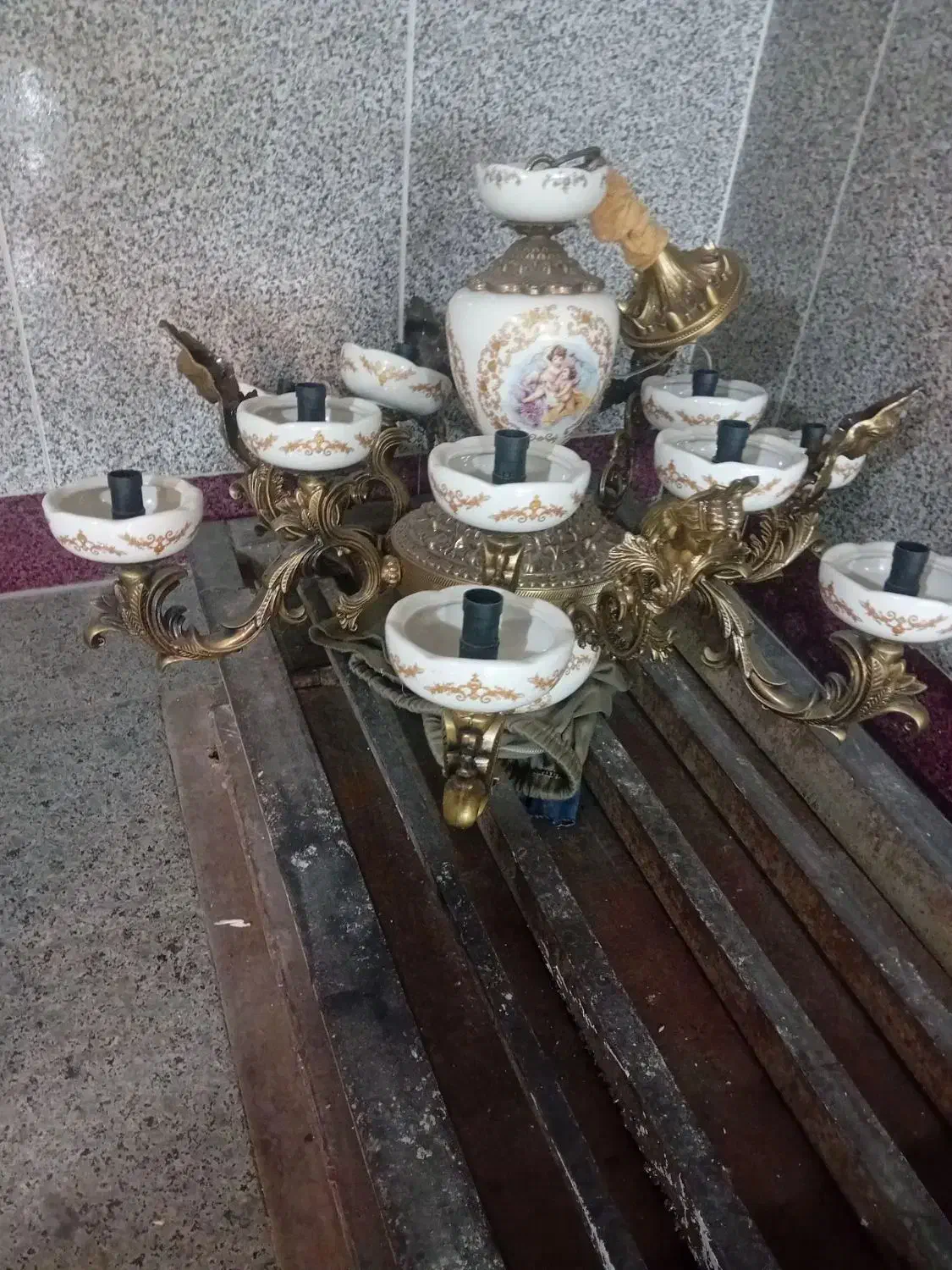 لوستر فلزی برنز|لوستر و چراغ آویز|میاندوآب, |دیوار