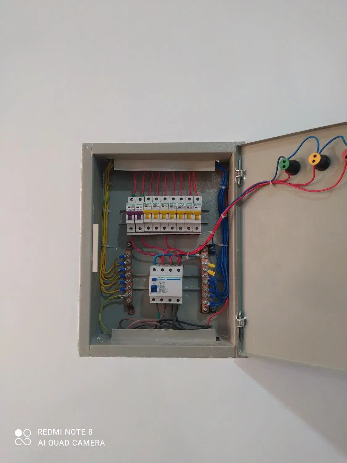 برقکار برق کاری تعمیرات|خدمات پیشه و مهارت|رامهرمز, |دیوار