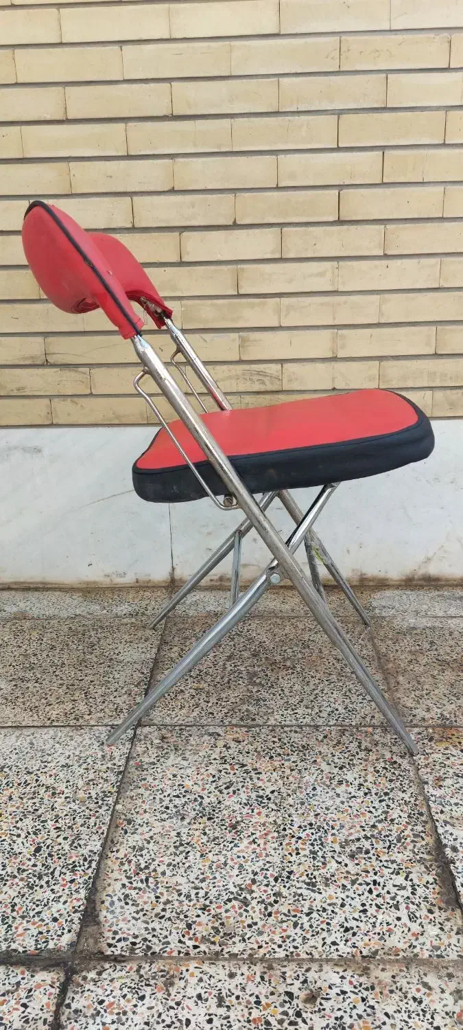 صندلی تاشو محکم|صندلی و نیمکت|خمینی‌شهر, |دیوار