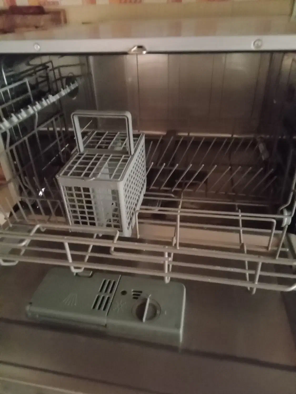 ماشین ظرفشویی|ماشین ظرفشویی|شاهین‌شهر, شهرک میلاد|دیوار