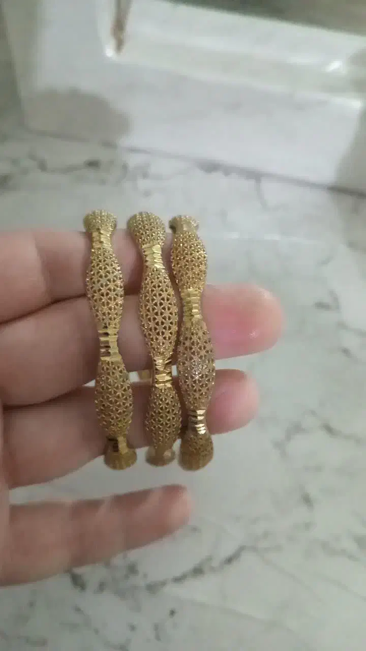 سه عدد النگو درحد نو بدل رنگ ثابت|بدلیجات|قم, چهل درخت‎|دیوار