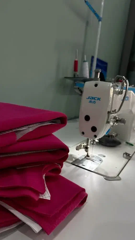 استخدام خیاط ایرانی یا اتباع|استخدام صنعتی، فنی، مهندسی|تهران, میدان ولیعصر|دیوار