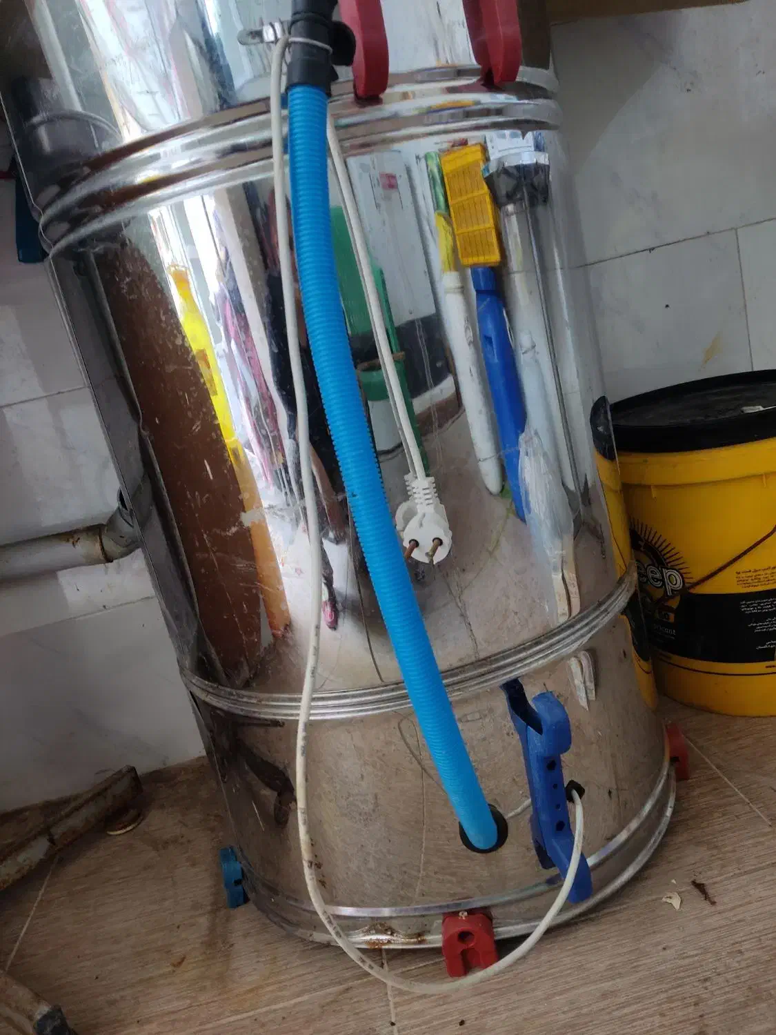 کتابخانه وپتوشوی|کتابخانه، شلف، قفسه‌های دیواری|بوشهر, |دیوار