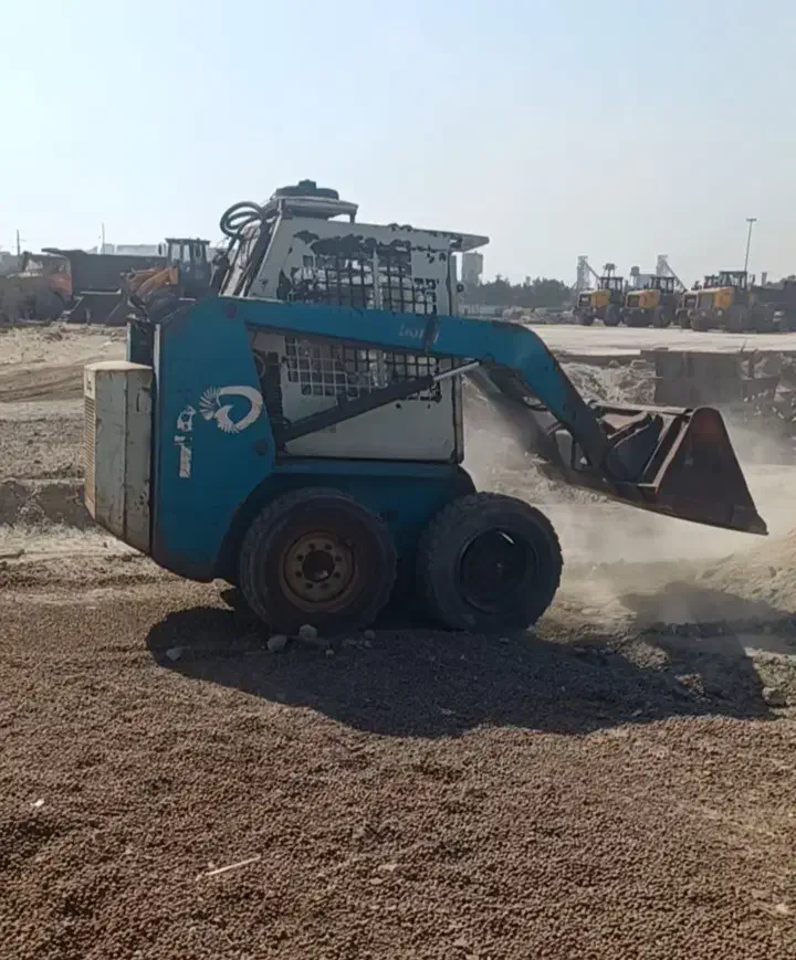 بابکت ۷۶۱دوراج|خودرو سنگین|بندرعباس, |دیوار