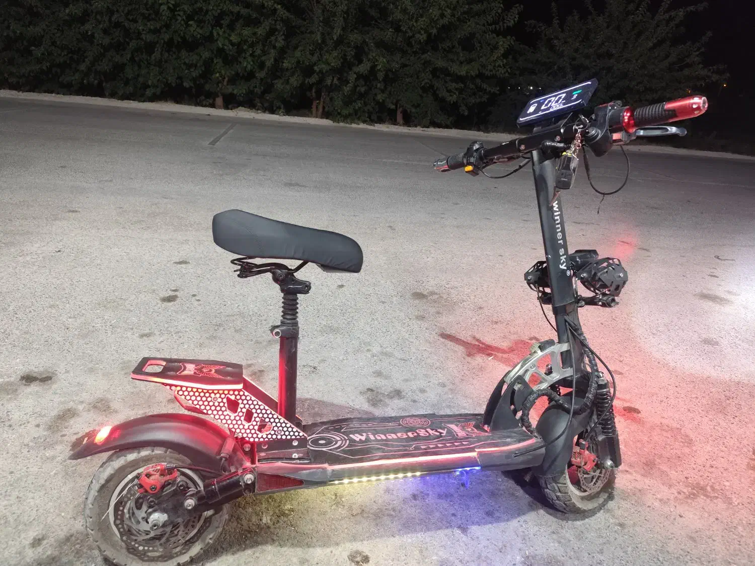 فروشی اسکوتر|دوچرخه، اسکیت، اسکوتر|مرودشت, زنگی آباد|دیوار