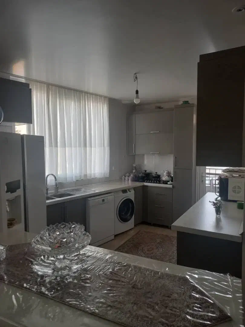 125متر/3خواب /تک واحدی /سالن پرده خور /غرق نور|اجارهٔ آپارتمان|تهران, صادقیه|دیوار