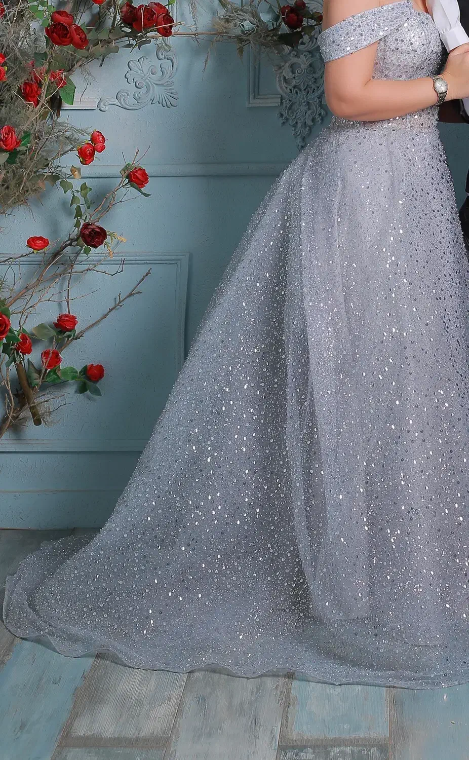 لباس مجلسی|لباس|طرقبه, |دیوار