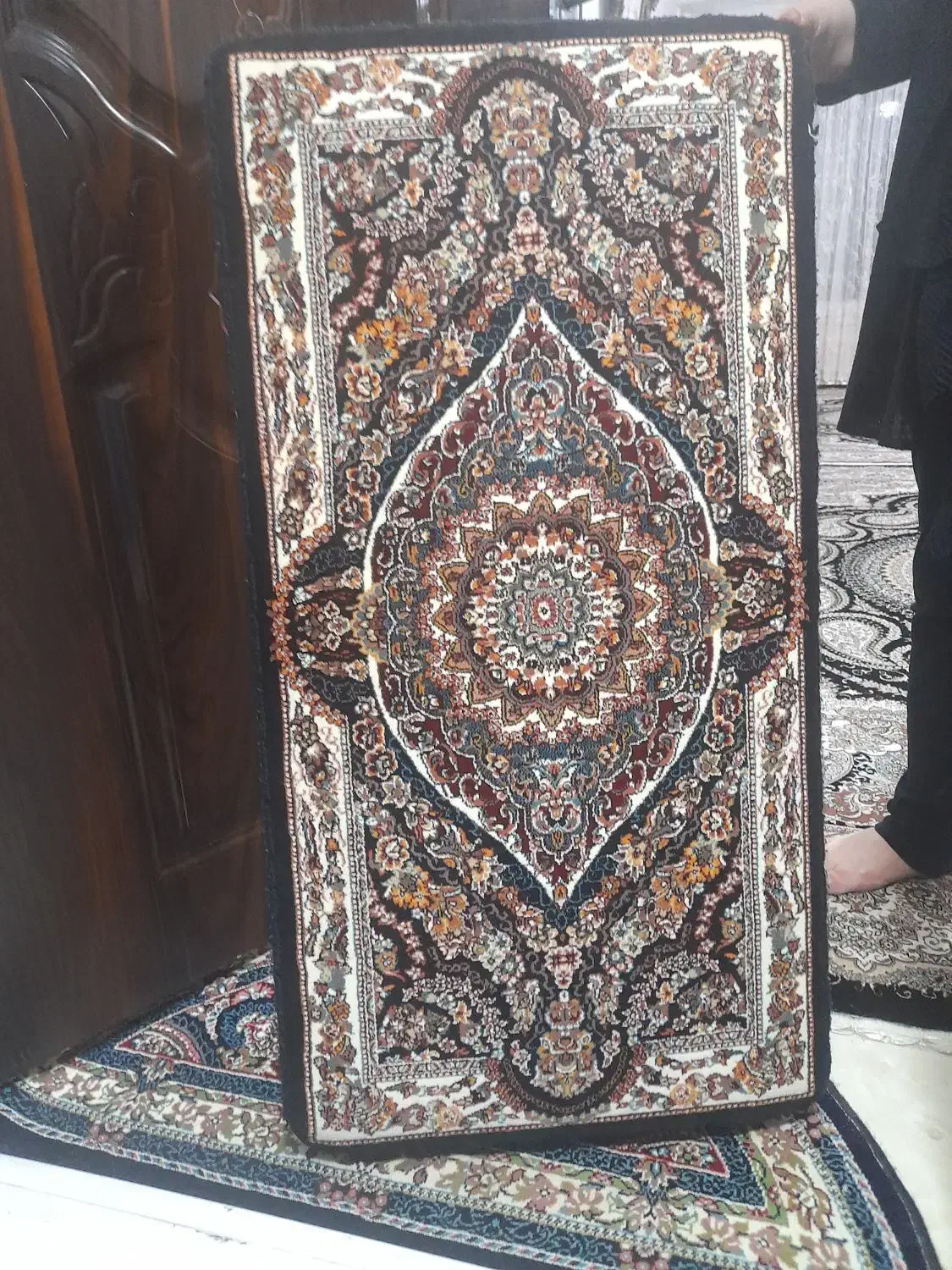 پشتی|پشتی|ملایر, |دیوار