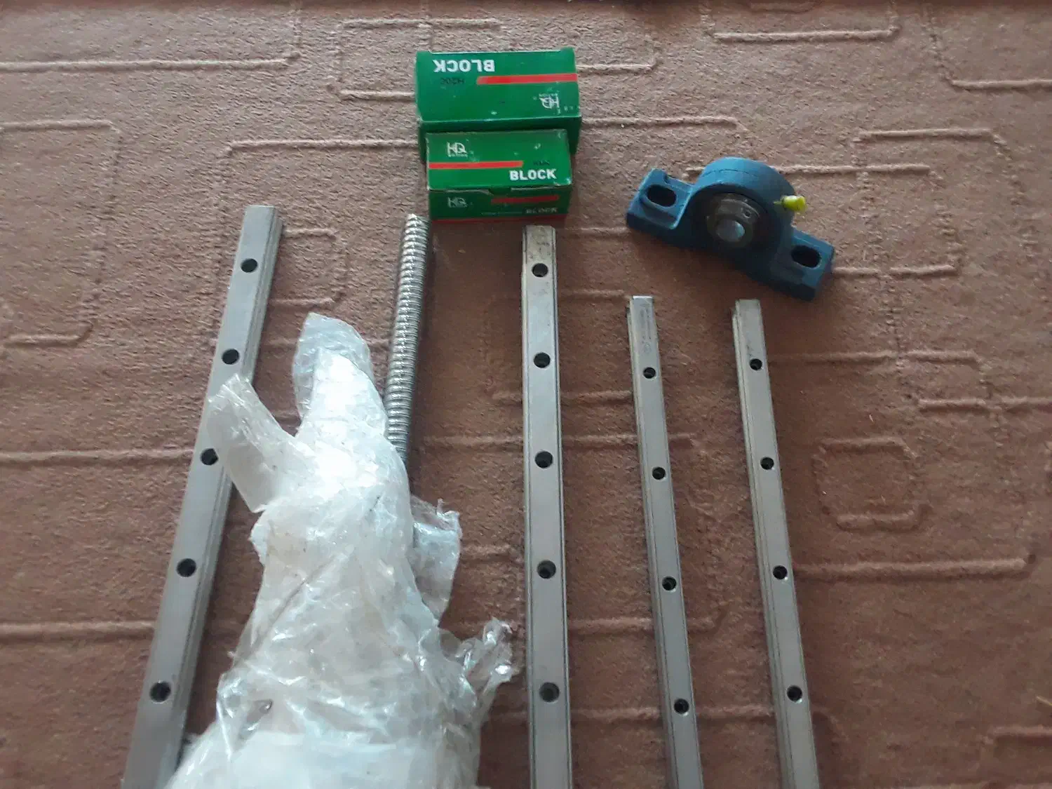 ریل واگن بال اسکرو مهره یاتاقان|ماشینآلات صنعتی|اردستان, |دیوار