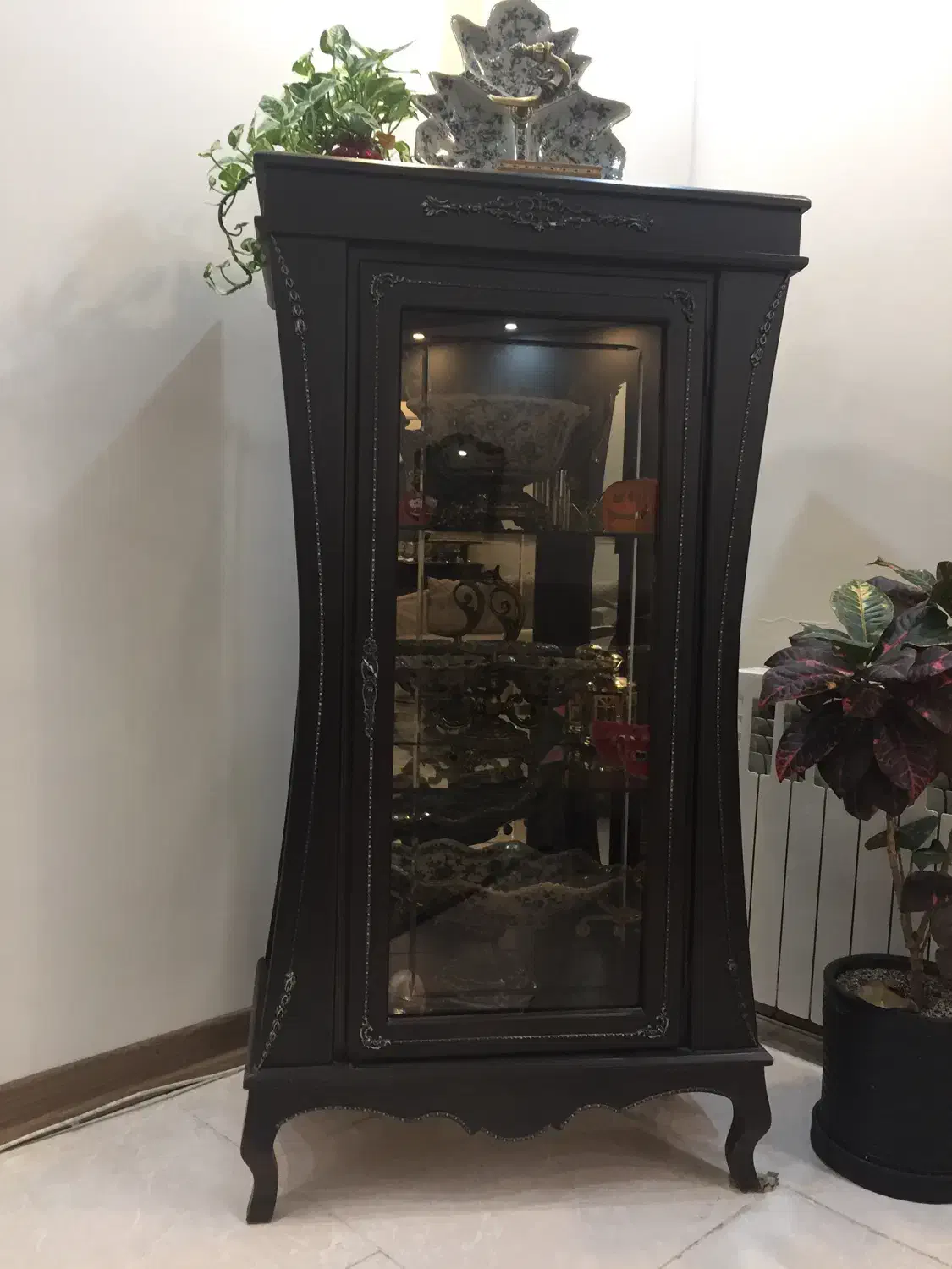 بوفه|بوفه، ویترین، کنسول|پردیس, فاز ۸|دیوار