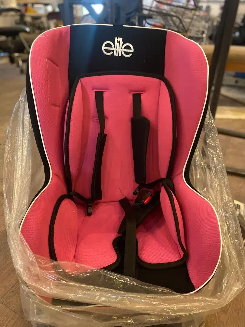 صندلی ماشین کودک|تخت و صندلی بچه|تهران, زعفرانیه|دیوار