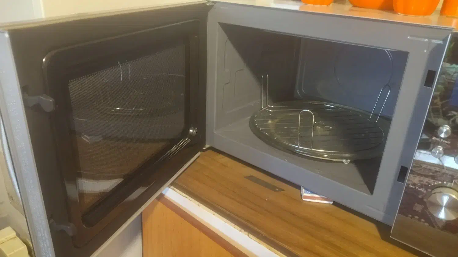 ماکروفر نو|اجاق گاز و لوازم برقی پخت‌وپز|همدان, |دیوار