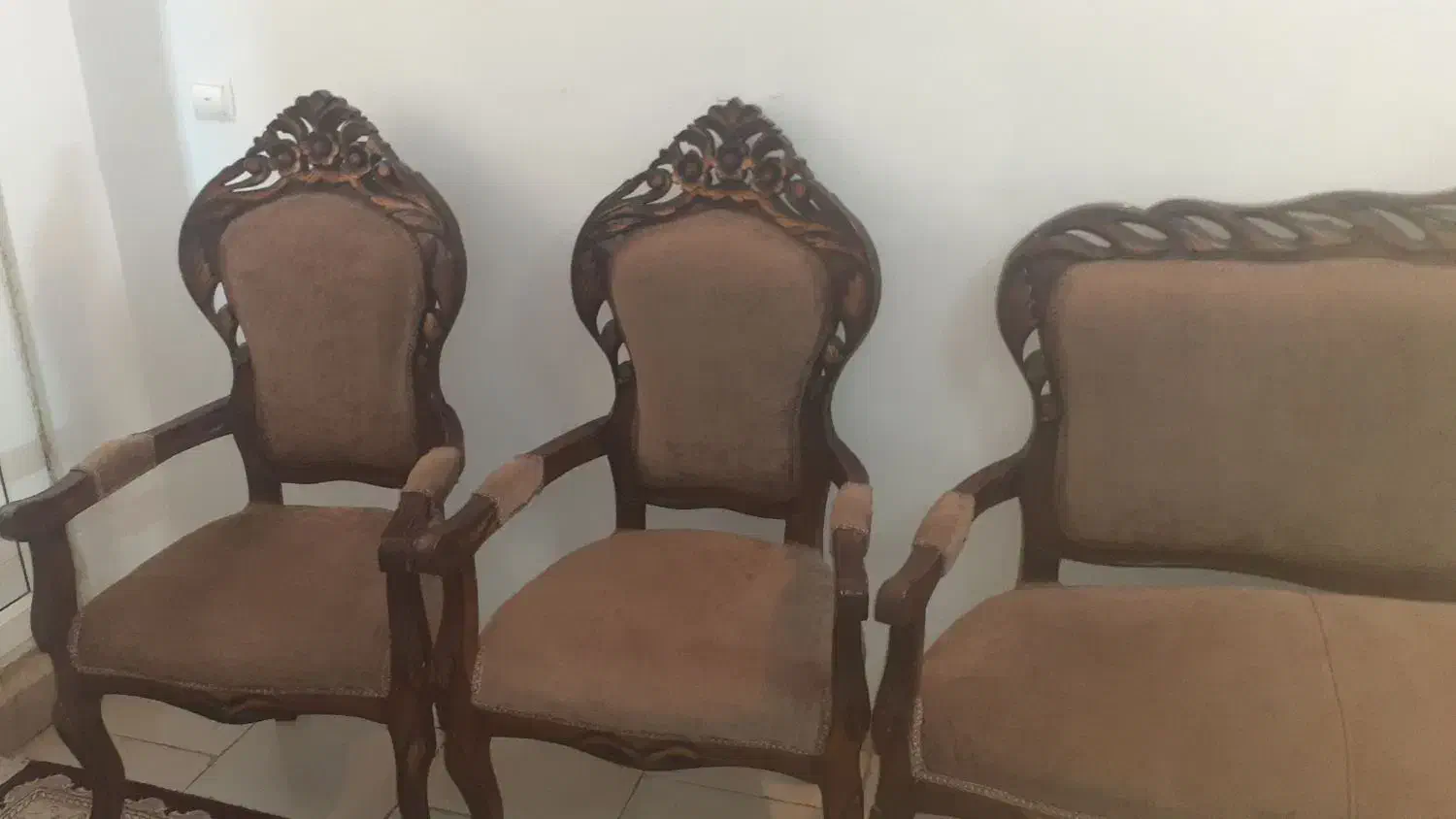 مبل هفت نفره کاملا سالم و تمیز ۴ میلیون|مبلمان خانگی و میز عسلی|پاکدشت, شهرک امام رضا|دیوار