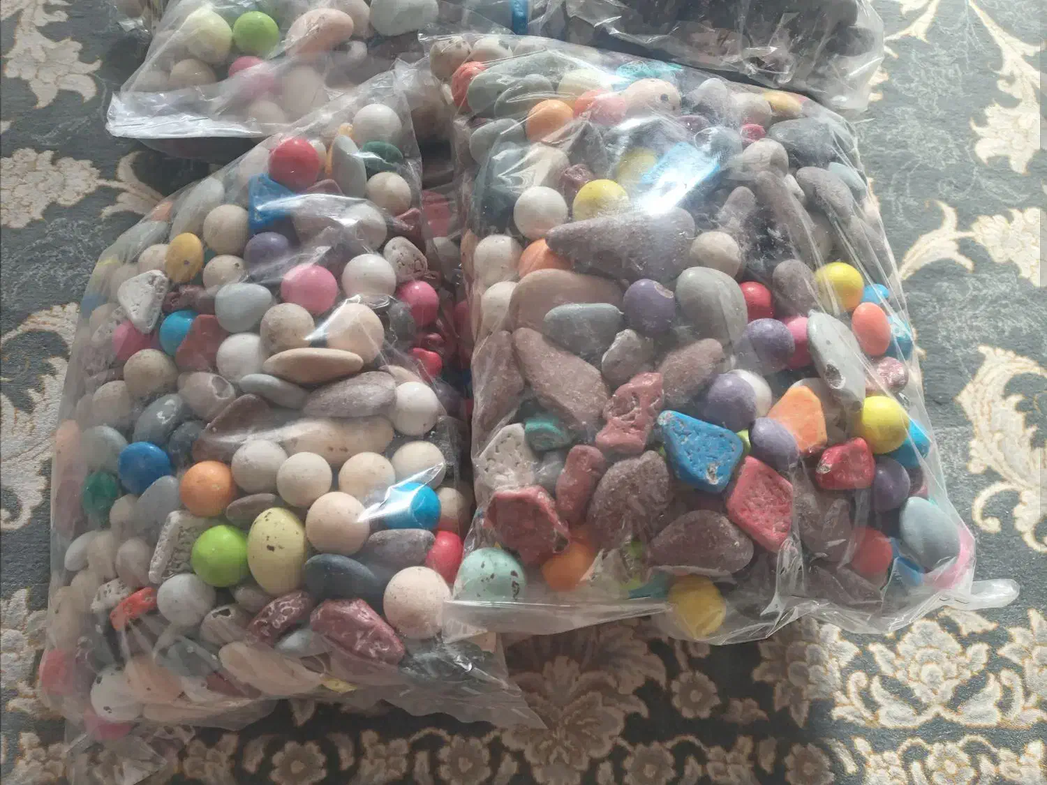 شکلات کاکائوی و سنگی|خوردنی و آشامیدنی|سبزوار, قصبه شرقی|دیوار