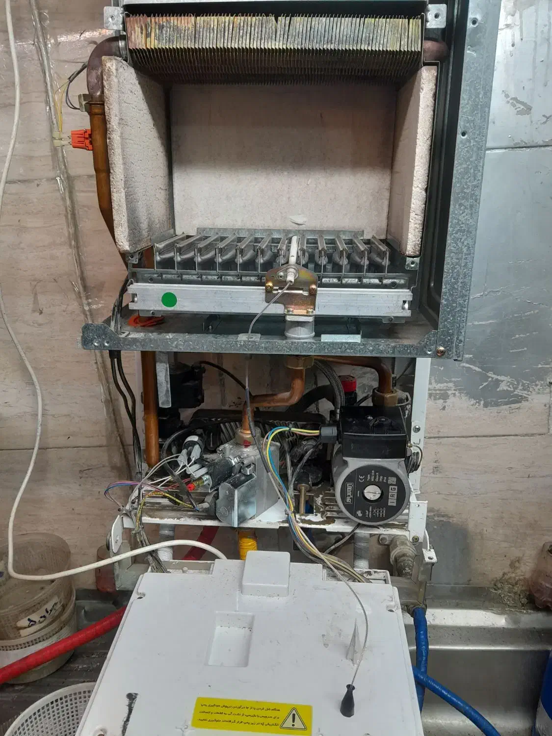 پکیج ابگرمکن بخاری سرویس تعمیر کار نصاب|خدمات پیشه و مهارت|مشهد, کوشش|دیوار