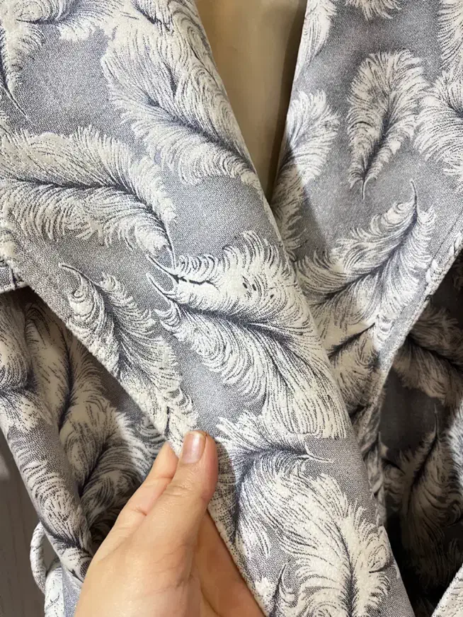 پالتو بلند در حد نو|لباس|شهریار, شهریار|دیوار