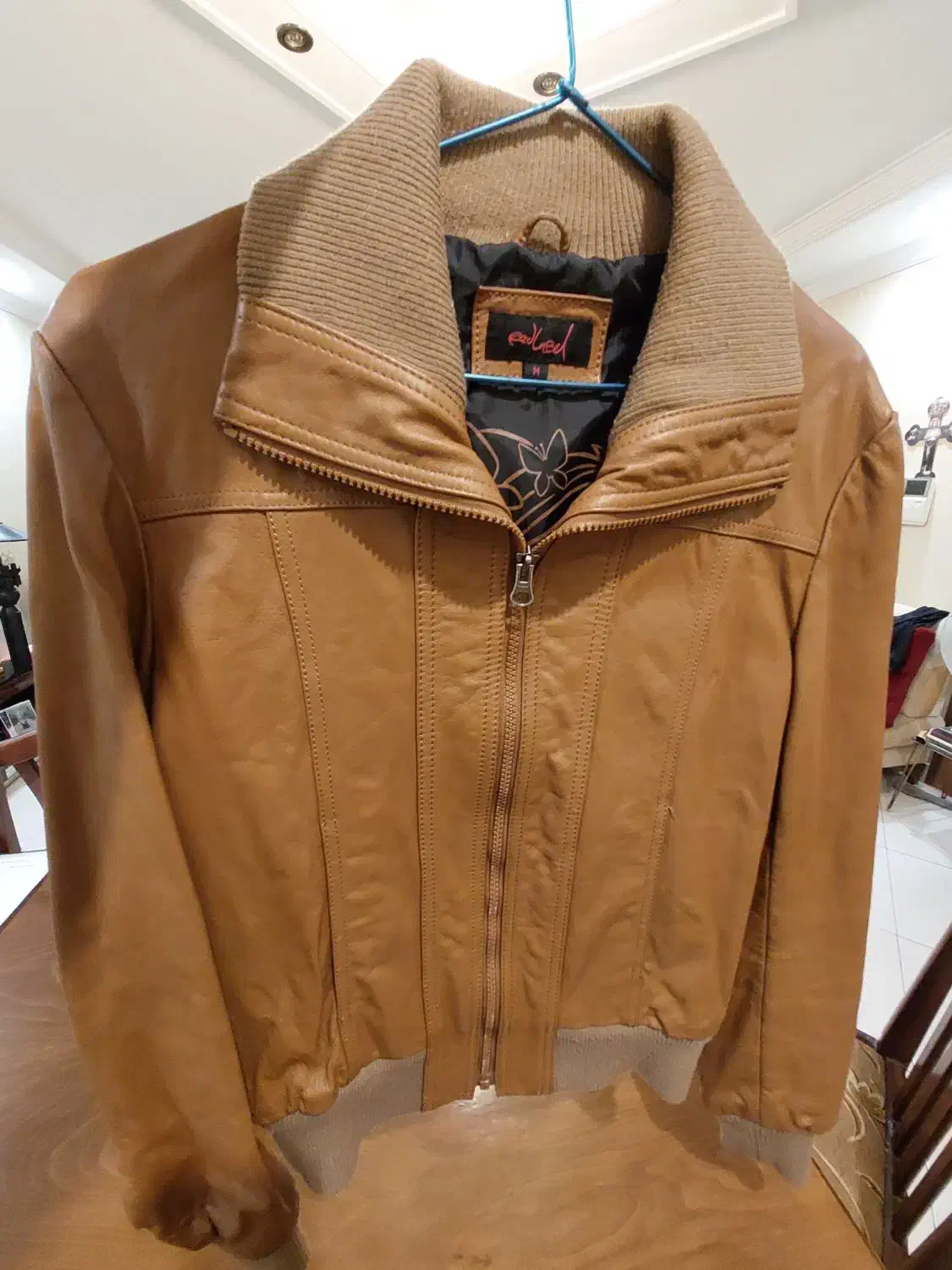 کاپشن چرم طبیعی خارجی سایز مدیوم|لباس|تهران, مجیدیه|دیوار