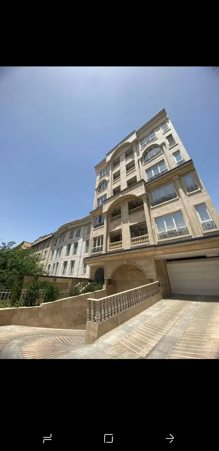 110 متر نوساز کلید اول زنبق مهرشهر 2000|فروش آپارتمان|کرج, کوی زنبق|دیوار