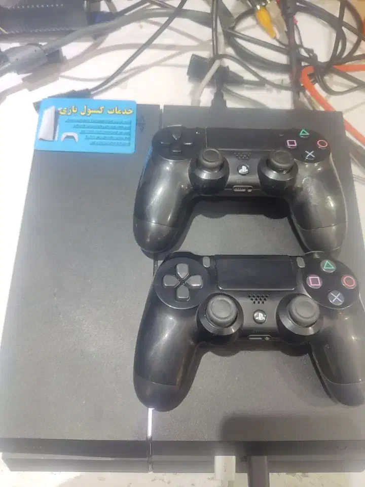 دسته PS4  اصلی|کنسول، بازی ویدئویی و آنلاین|قم, شهرک امام حسین|دیوار