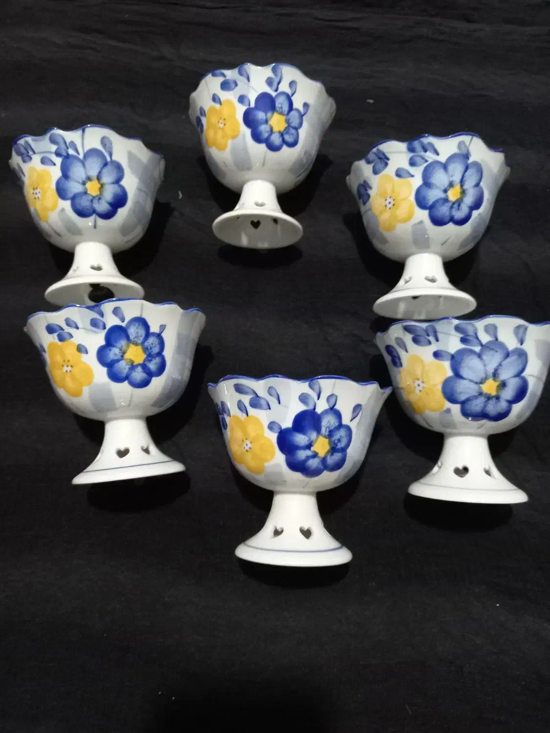 خورشتخوری گلسرخ|ظروف سرو و پذیرایی|رشت, کوی مهر|دیوار