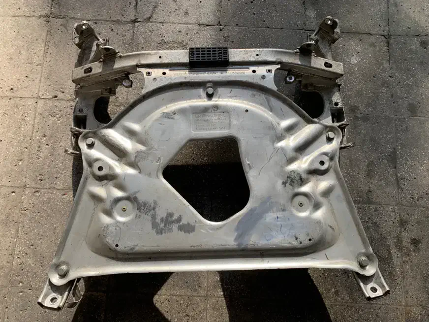 رام جلو BMW e60/63|قطعات یدکی و لوازم جانبی|تهران, سلسبیل شمالی|دیوار