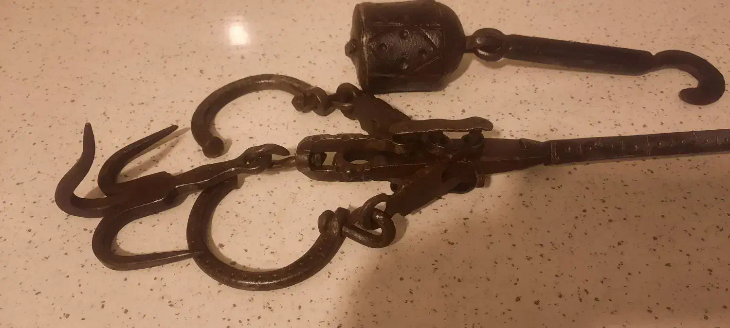 قپان قدیمی با وزنه|کلکسیون اشیاء عتیقه|کرج, کوی امامیه|دیوار