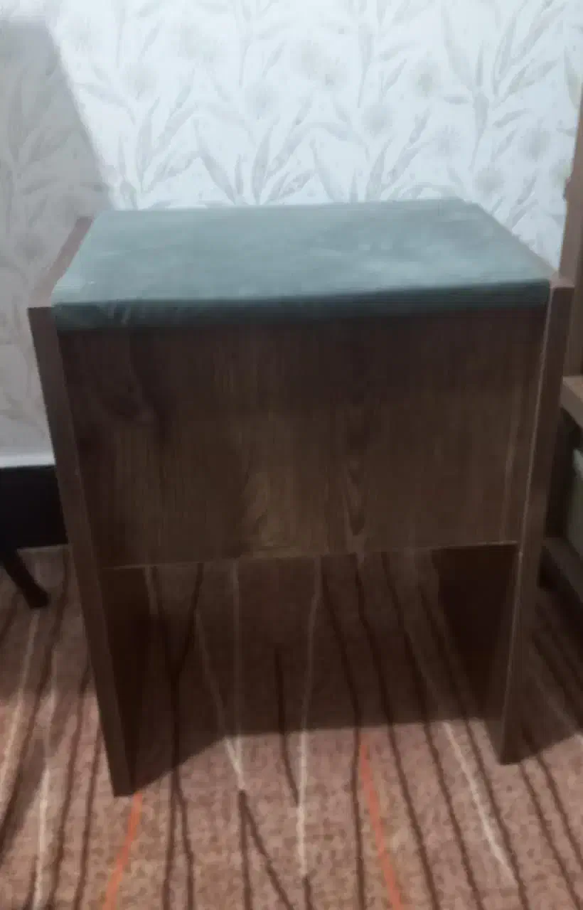 پاف کاملا سالم و تمیز|صندلی و نیمکت|امیدیه, |دیوار