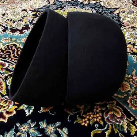 کلاه نمدی|لباس|رشت, چله خانه|دیوار