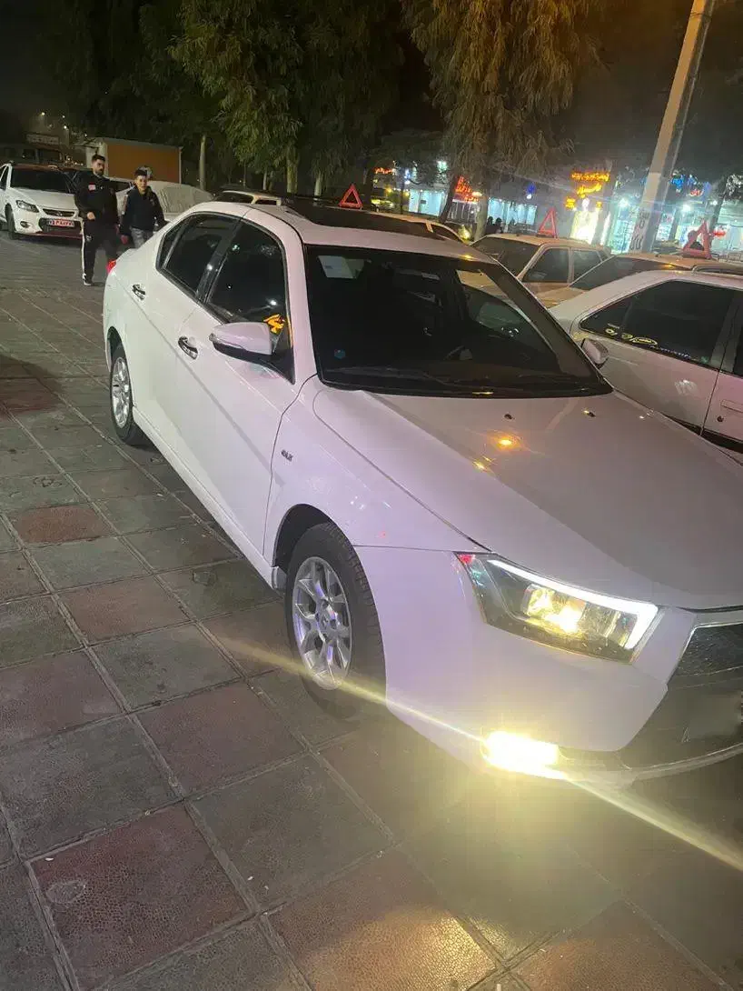 دنا پلاس تیپ۲ فول اپشن سانروف دار|خودرو سواری و وانت|قرچک, باقرآباد|دیوار