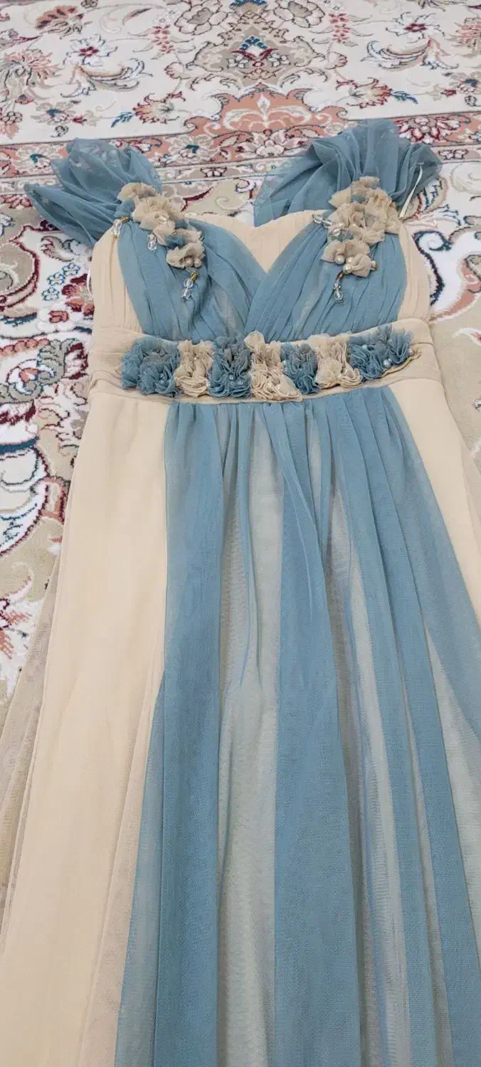 ماکسی|لباس|فردوس (خراسان), |دیوار