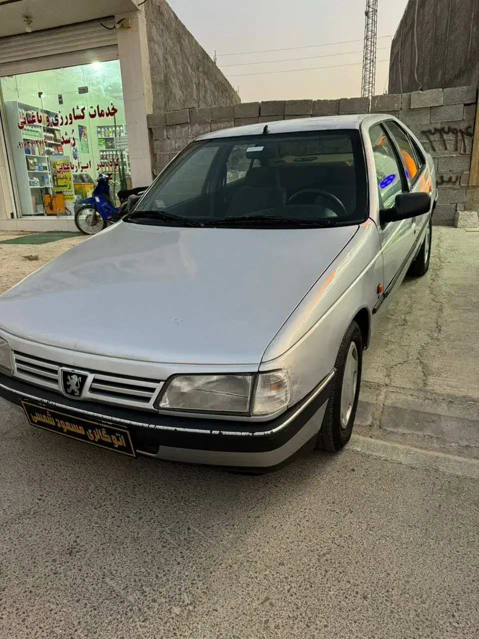 پژو 405 مدل 87 دوتیکه رنگ (اتوگالری مسعودشمسی)|خودرو سواری و وانت|بوشهر, |دیوار