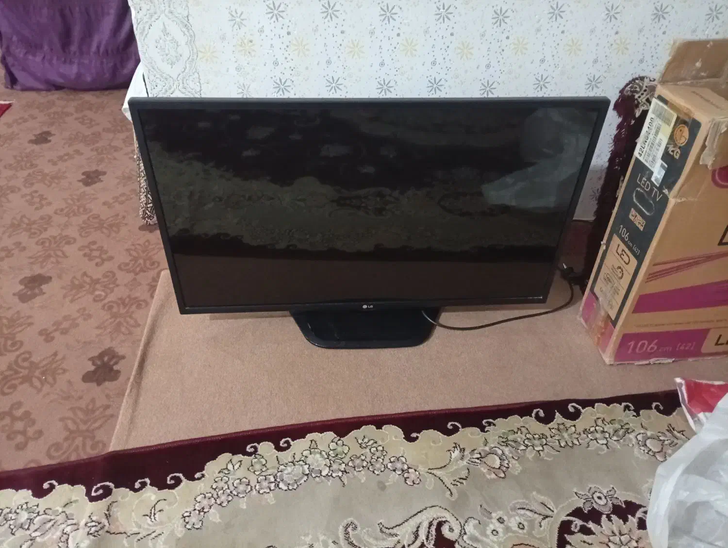 تلویزیون ال ای دی|تلویزیون و پروژکتور|شیروان (خراسان), |دیوار