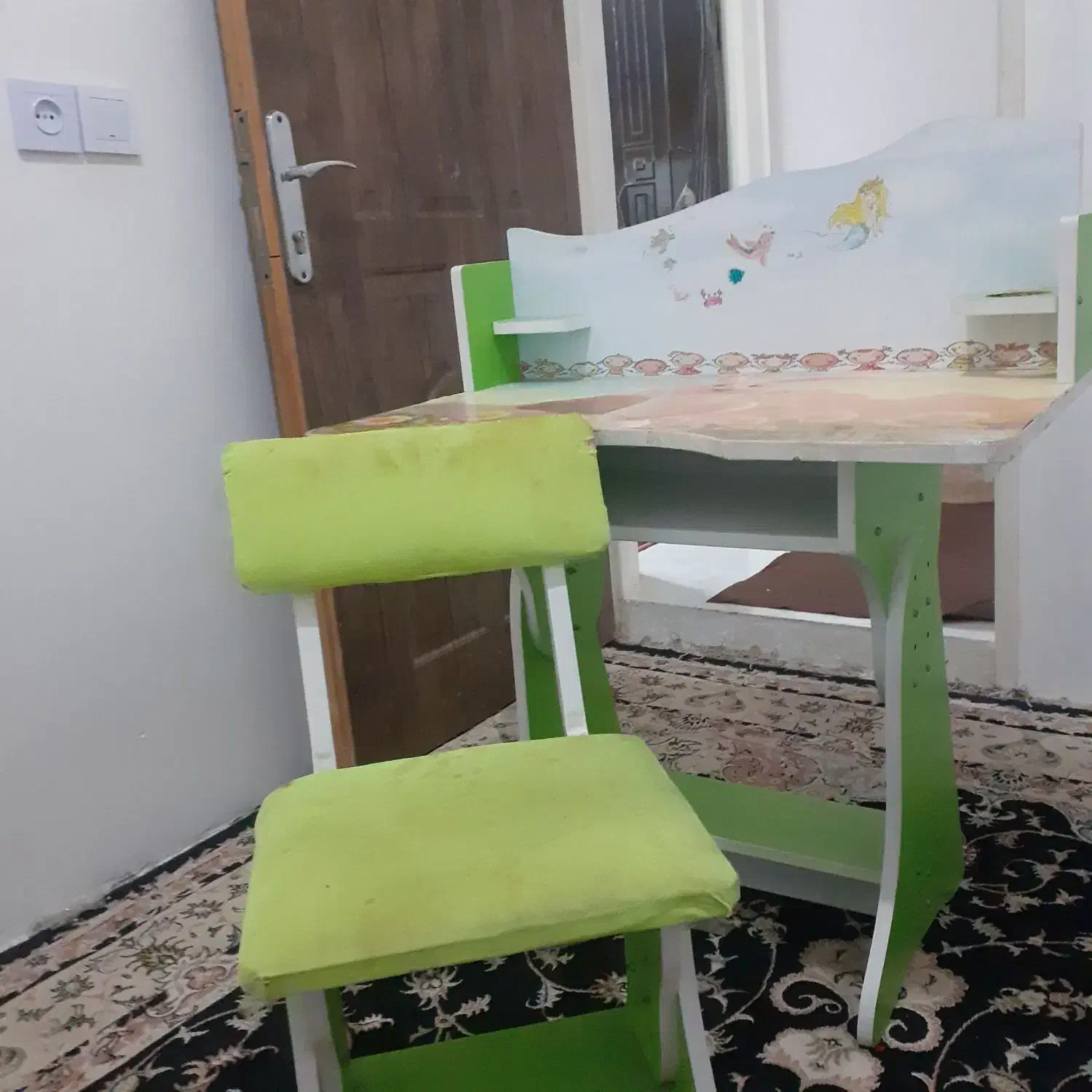 صندلی و میز تحریر|میز تحریر و کامپیوتر|مشهد, علی آباد|دیوار