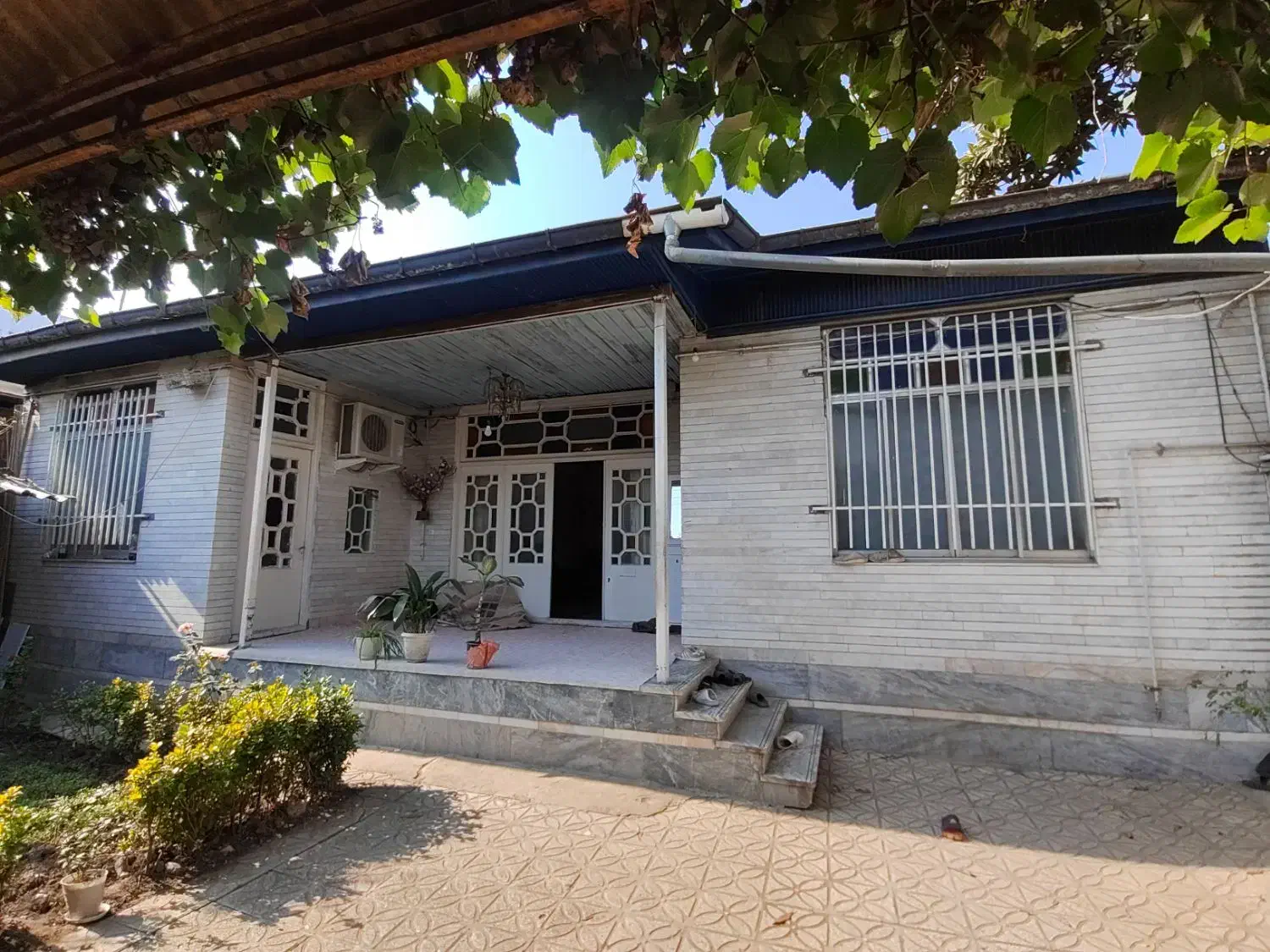 فروش خانه ویلایی دو خواب 220 متری|فروش خانه و ویلا|قائم‌شهر, |دیوار