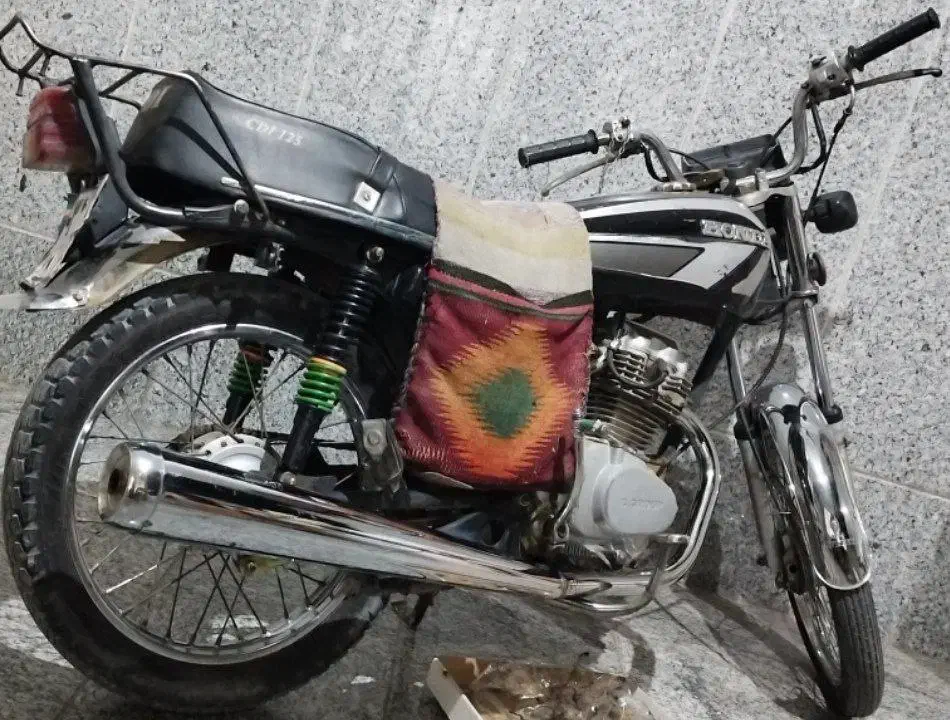 موتور|موتورسیکلت|قم, کلهری|دیوار