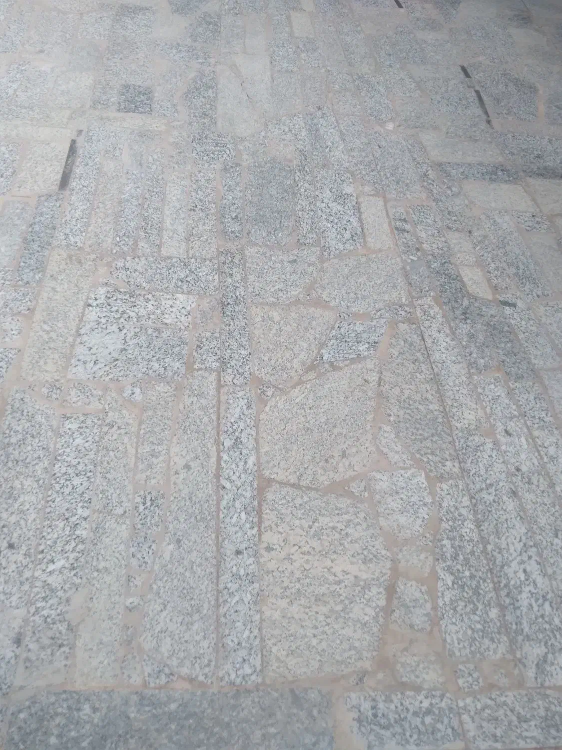 سنگ/سنگ لاشه/سنگ کف/سنگ حیاط/|مصالح و تجهیزات ساختمان|نهبندان, |دیوار