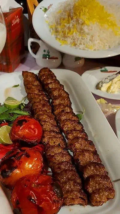 رستوران،غذا حاضر است           همراه پیک رایگان|خدمات پذیرایی، مراسم|نظرآباد, نظرآباد|دیوار