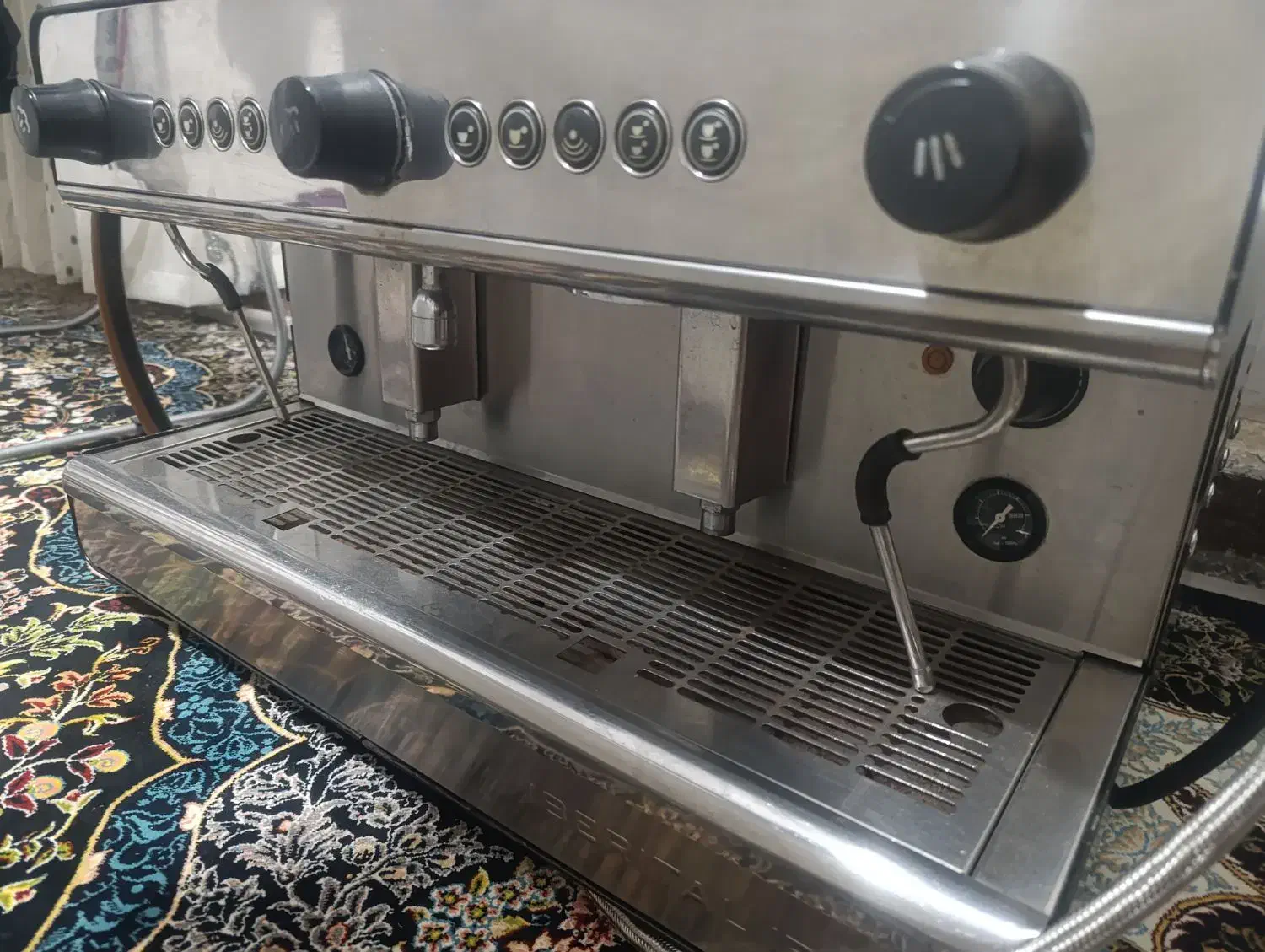 فروش یک دستگاه قهوه ساز صنعتی|فروشگاه و مغازه|ایرانشهر, |دیوار