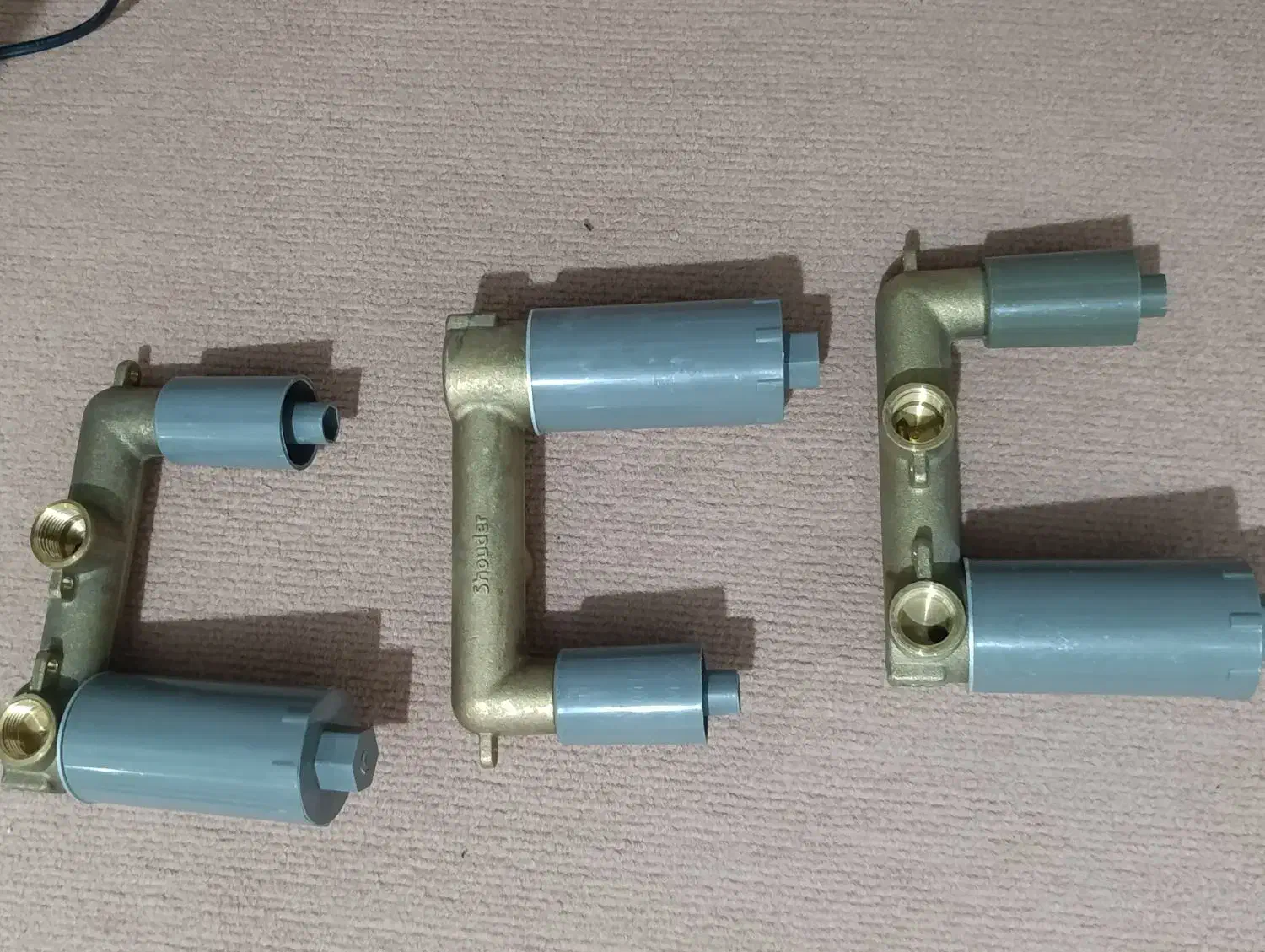 ۴عدد شیرتوکار  روشوی  برندشودر|لوازم سرویس بهداشتی|مهاباد (آذربایجان غربی), |دیوار