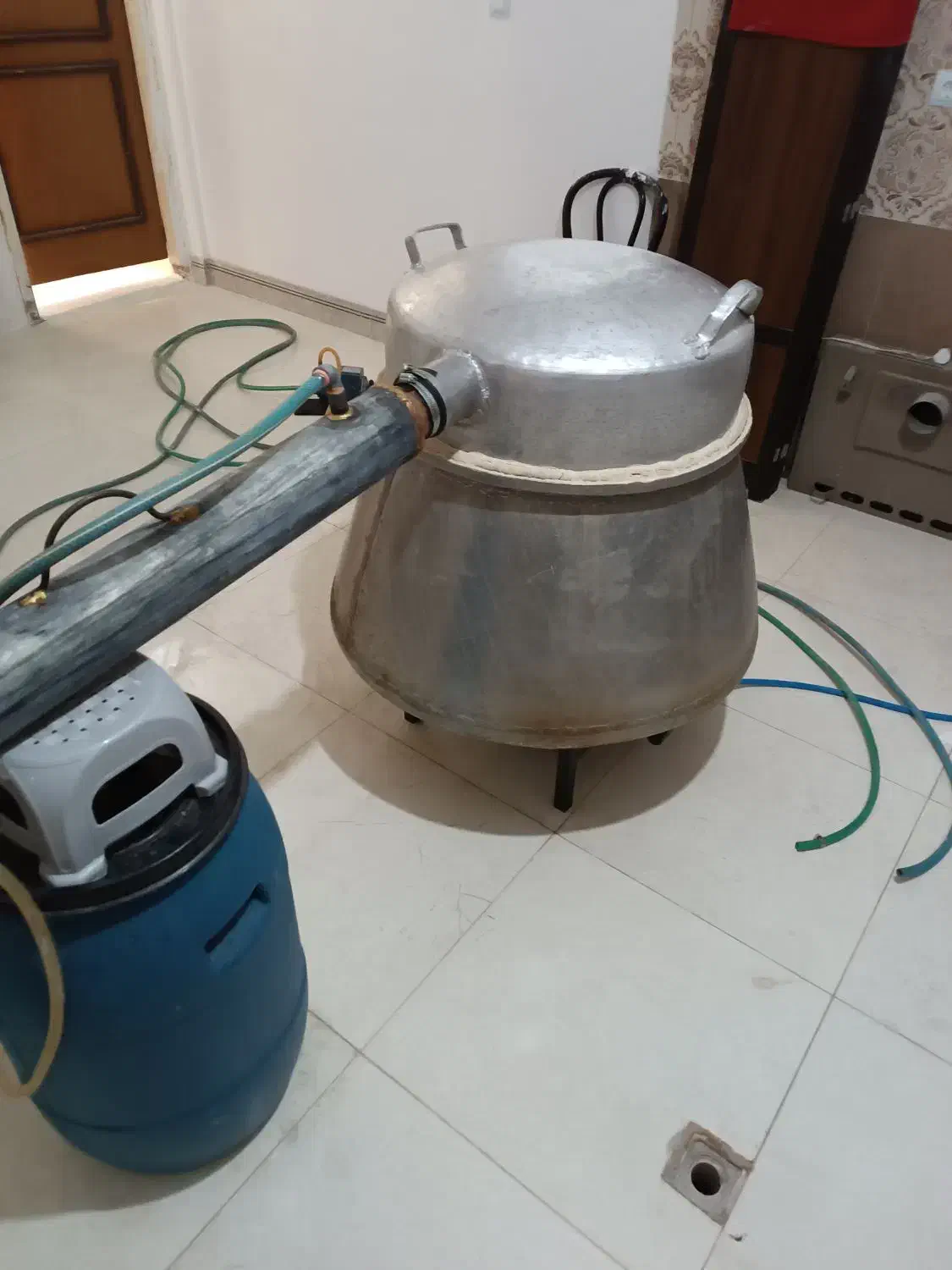 دیگ ۲۵۰ لیتری|ظروف پخت‌وپز|شیراز, زرهی|دیوار