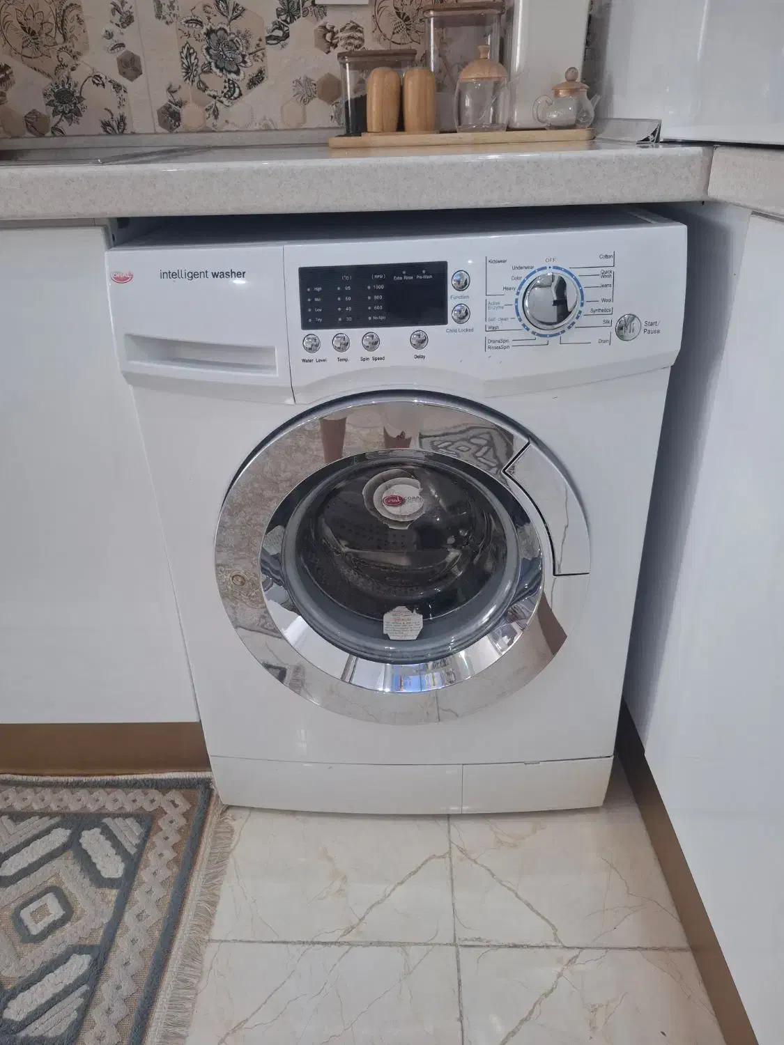 لباسشویی کُرال اصلی تمیز و مرتب|ماشین لباسشویی و خشک‌کن لباس|مرودشت, پشت سایپا‎|دیوار