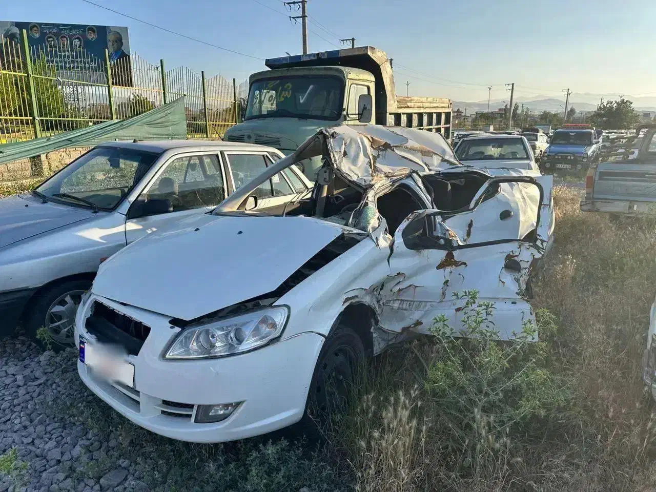 رانا ۹۶ تصادفی|خودرو سواری و وانت|ارومیه, |دیوار