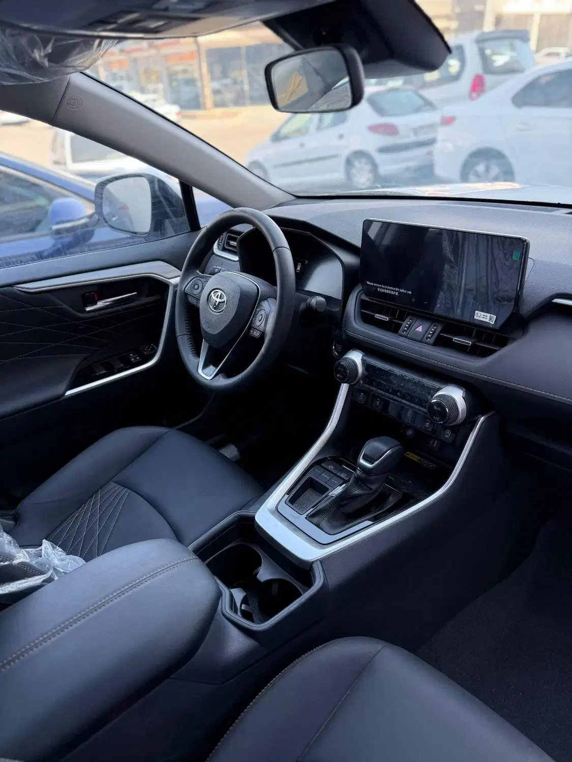 تویوتا راوفور فول آپشن مدل ۲۰۲۵|خودرو سواری و وانت|اهواز, اسلام آباد شرقی|دیوار