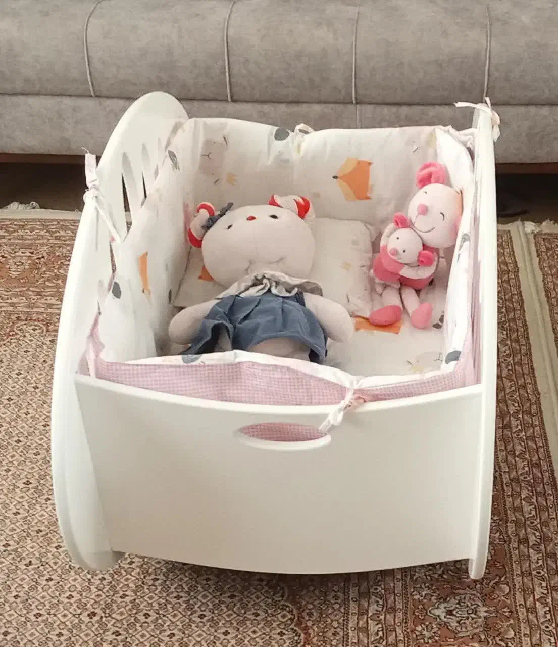 گهواره کنار مادر نوزاد|اسباب و اثاث بچه|تبریز, |دیوار